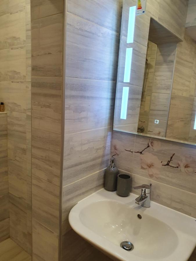 Malavi Top Center Deluxe Studio Ruse! Comfort&Clean! Εξωτερικό φωτογραφία