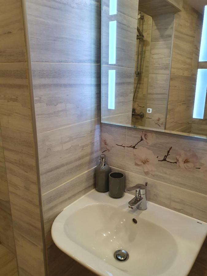 Malavi Top Center Deluxe Studio Ruse! Comfort&Clean! Εξωτερικό φωτογραφία